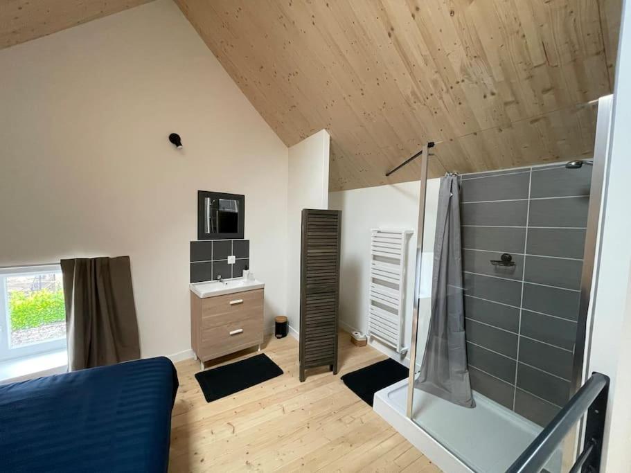Charmante Maison De Village Viré Eksteriør billede